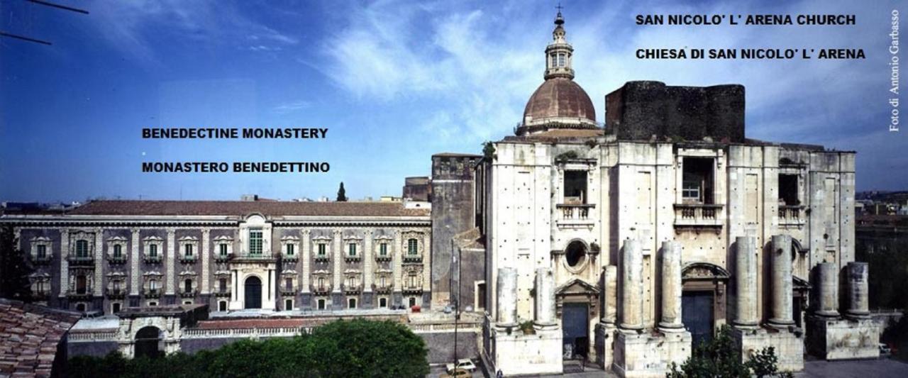 Benedettini - Exclusive Apartments & Monastery View Catânia Exterior foto